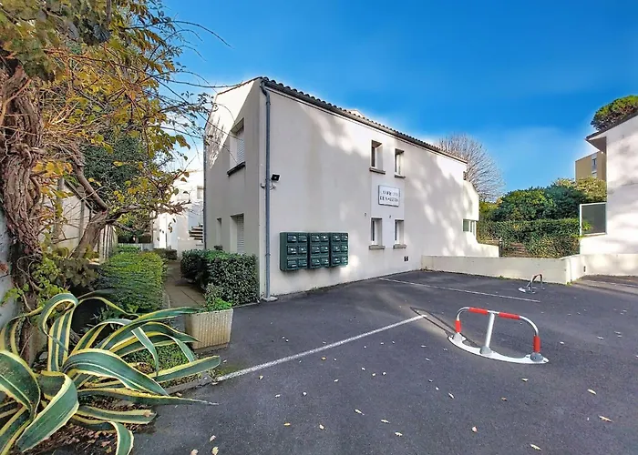 Apartamento Les Hauts De Nauzan By Interhome